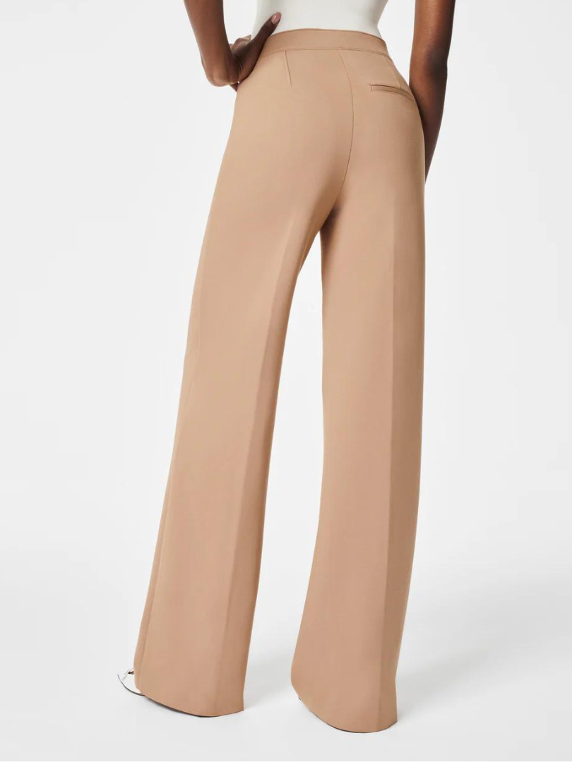 FitCurve™ Comfort Shaping Trousers
