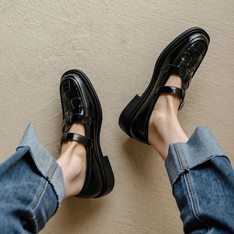 Scarletet | Retro Flats