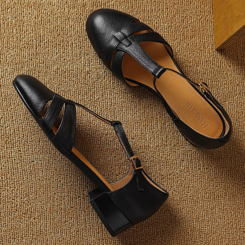 Nathalie | T-Bar Flats