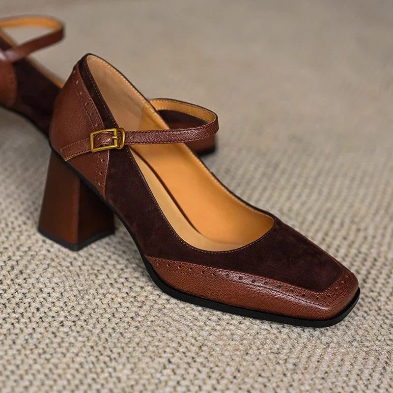 Amelia | Classic Pumps