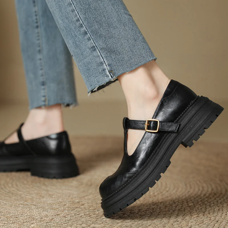 Jane | T-bar Shoes